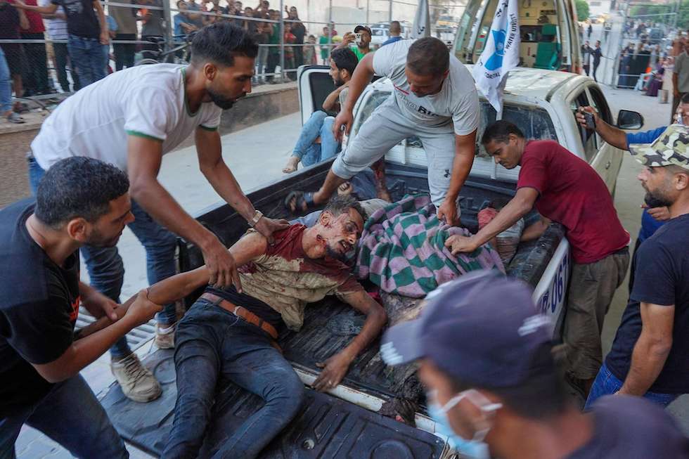 استمرت هجمات الاحتلال العنيفة على العديد من مناطق التوغل البري شرق وجنوب المدينة (اعلام فلسطيني)