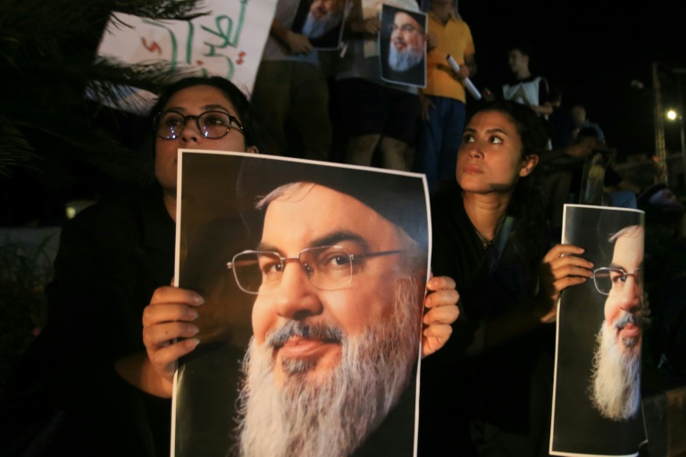 مسيرة حزنا على الأمين العام لحزب الله حسن نصرالله في صيدا في جنوب لبنان في 28 أيلول/سبتمبر 2024 (ا ف ب)