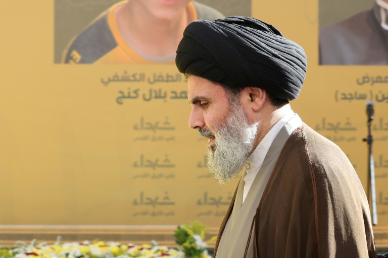 رئيس المجلس التنفيذي في حزب الله هاشم صفي الدين خلال تشييع أحد عناصر الحزب في 18 أيلول/سبتمبر 2024 (ا ف ب)
