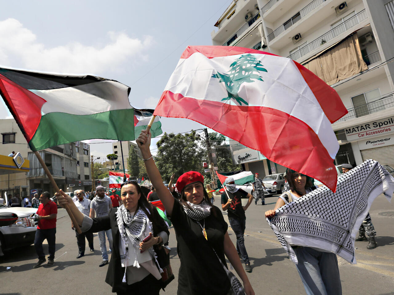  الحق الكامل للشعب الفلسطيني في مقاومة الاحتلال بكل الأساليب لاستعادة حقوقه المشروعة وإزالة الاحتلال (أ ف ب)