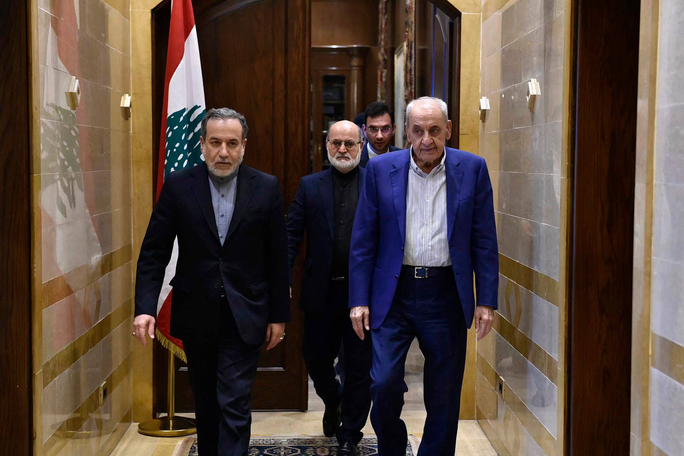 وزير الخارجية الإيراني عباس عراقجي يلتقي رئيس مجلس النواب اللبناني نبيه برّي (أرشيفية - أ.ف.ب)