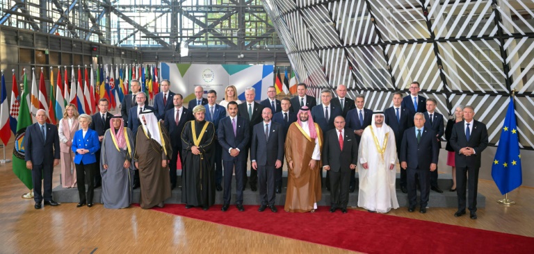 صور تجمع المشاركين في قمة الاتحاد الأوروبي ومجلس التعاون الخليجي في بروكسل في 16 تشرين الأول/أكتوبر 2024 (أ ف ب)