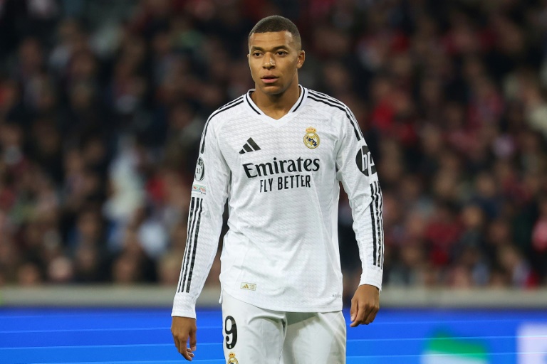 مهاجم ريال مدريد الفرنسي كيليان مبابي في لقطة له خلال مباراة فريقه ضد ليل الفرنسي في دوري ابطال اوروبا. الثاني من تشرين الاول/كتوبر 2024 (ا ف ب)