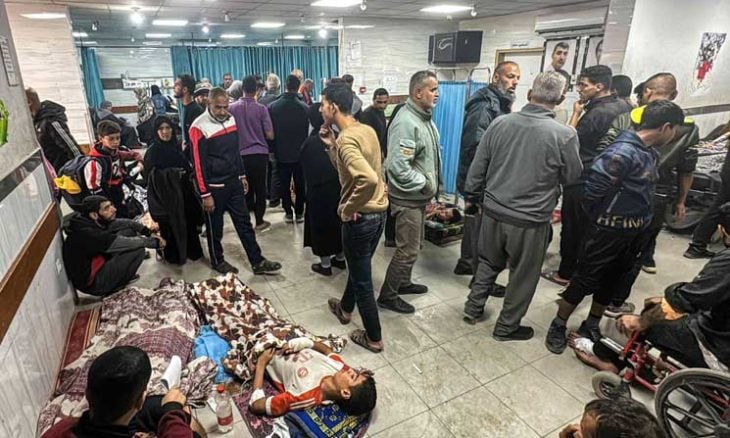 جيش الاحتلال الإسرائيلي يعتقل الكادر الطبي من الرجال (اعلام فلسطيني)