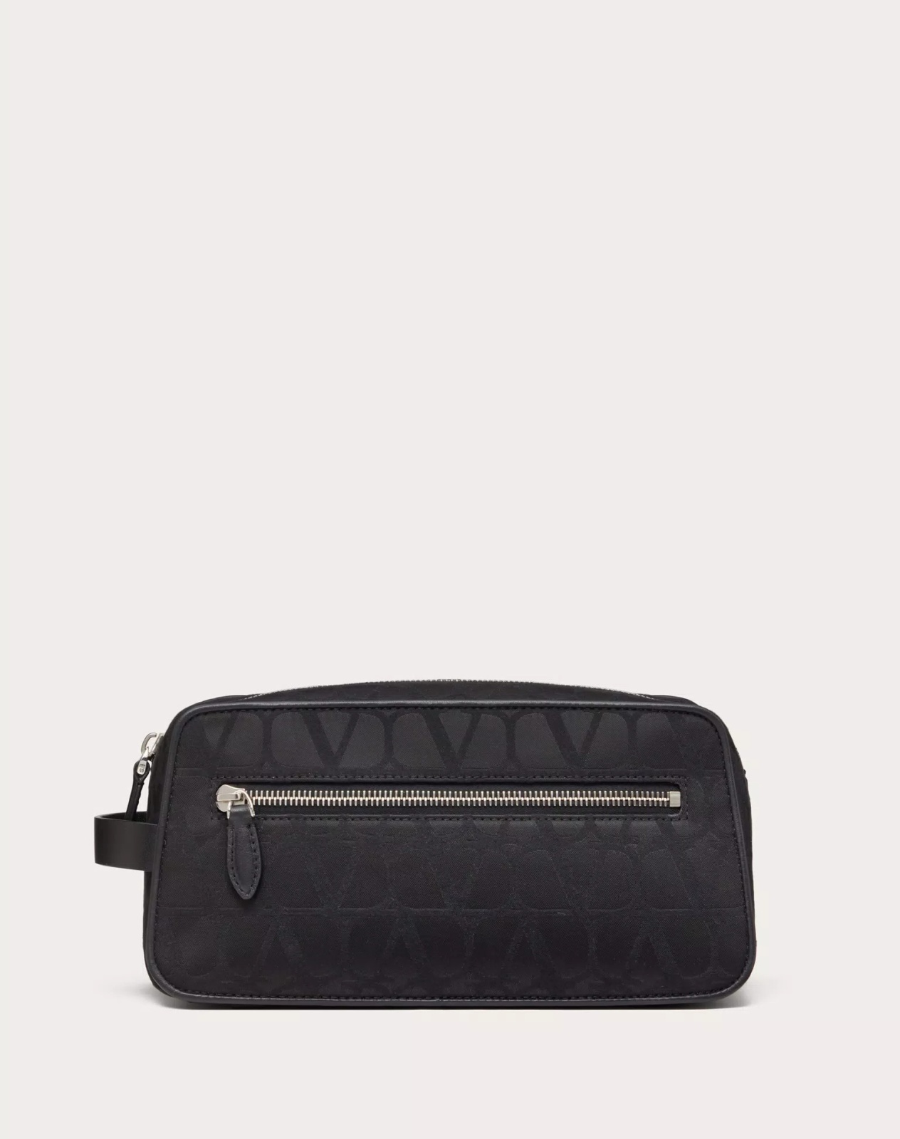 حقيبة Black Iconographe Washbag in Nylon صغيرة وعملية - المصدر: Valentino