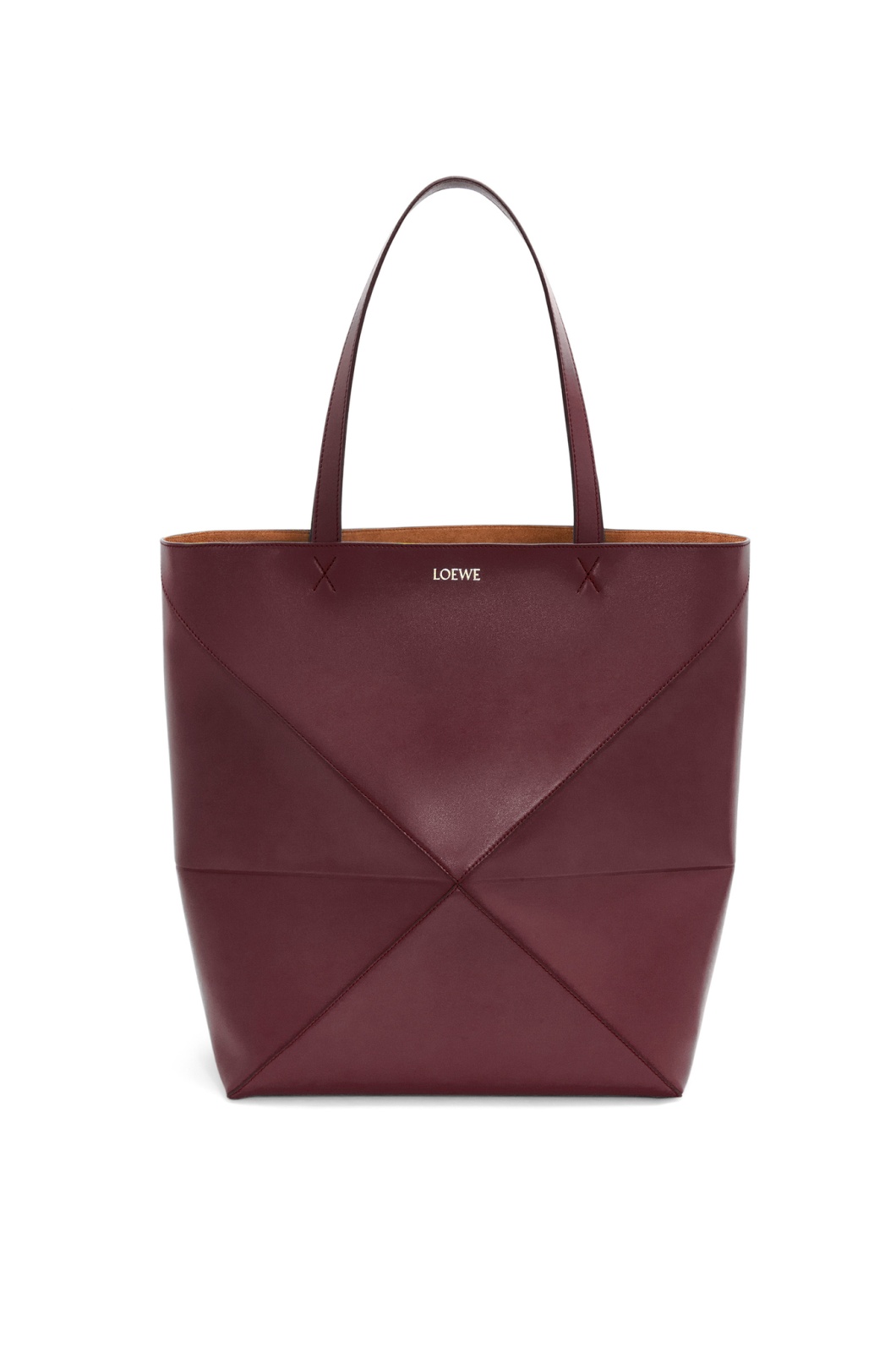 حقيبة XL Puzzle Fold tote الجديدة بلون بروجندي مميز - المصدر: Loewe
