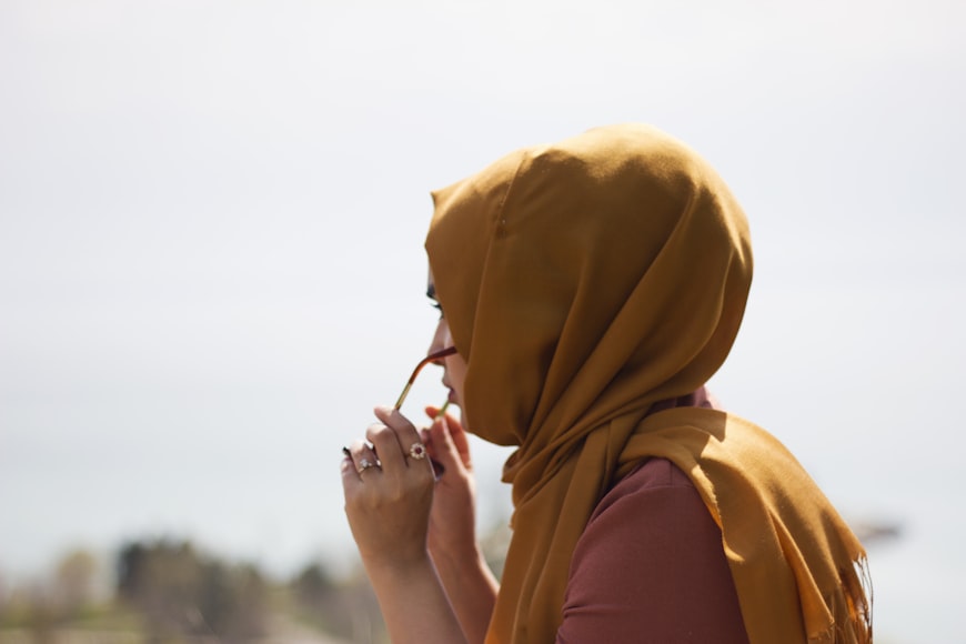 هل يجوز ترديد أذكار الصباح والمساء في غير أوقاتها ؟ (أونسبلاش)