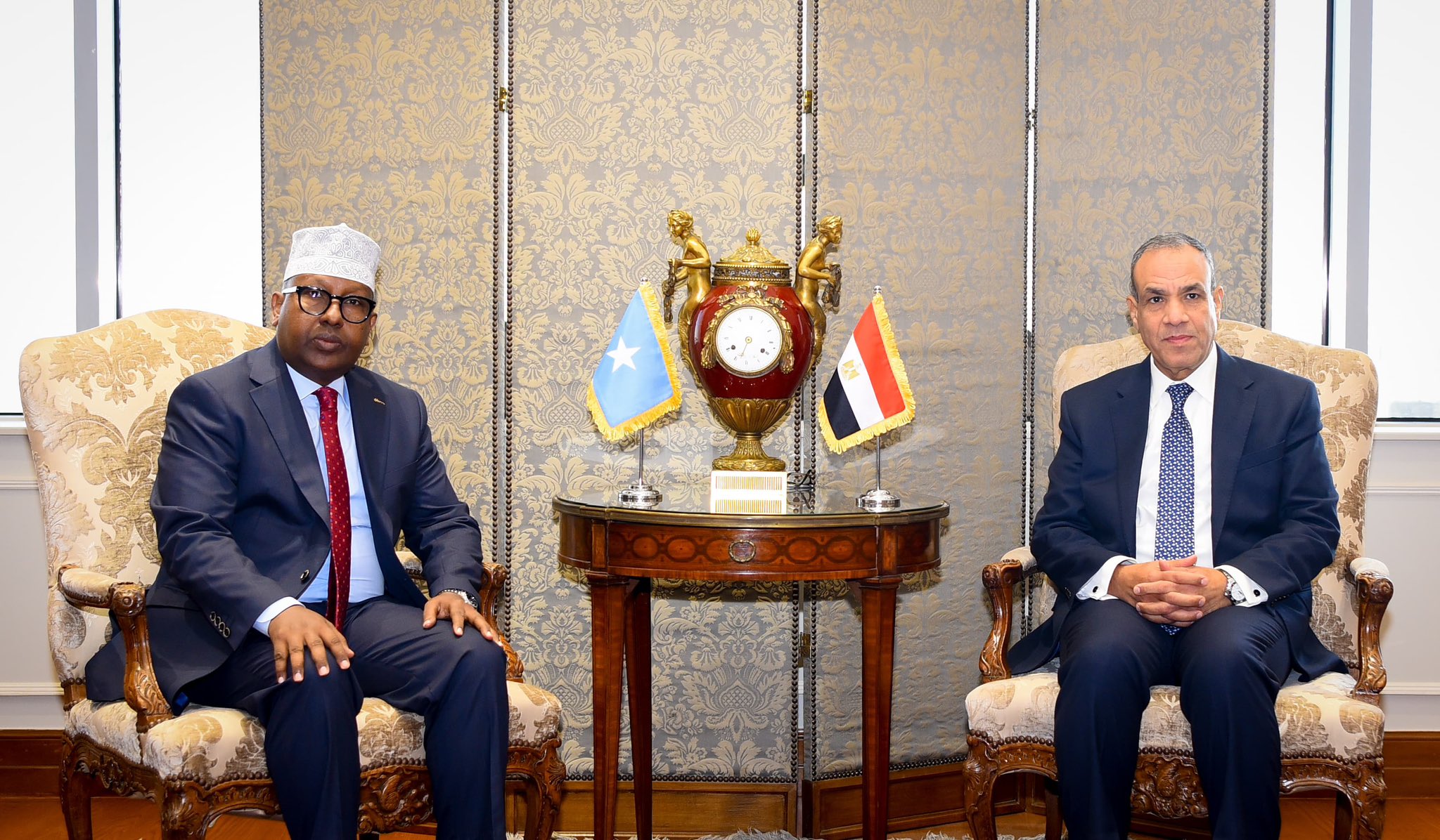 قبائل مديريات بيت الفقية والدريهمي والمنصورية تعلن النفير والجاهزية لمواجهة الأعداء (الخارجية المصرية)