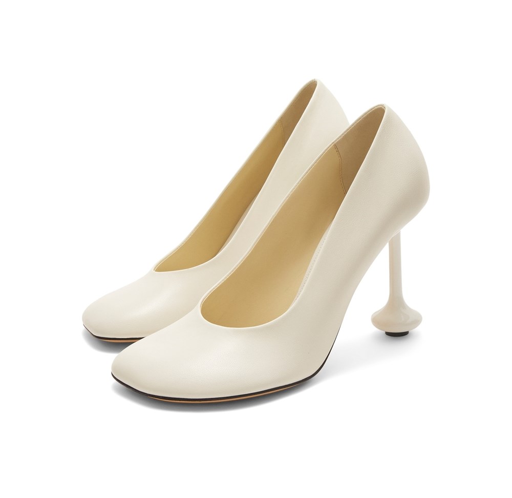 حذاء «Toy Leather Pumps».. من «Loewe»