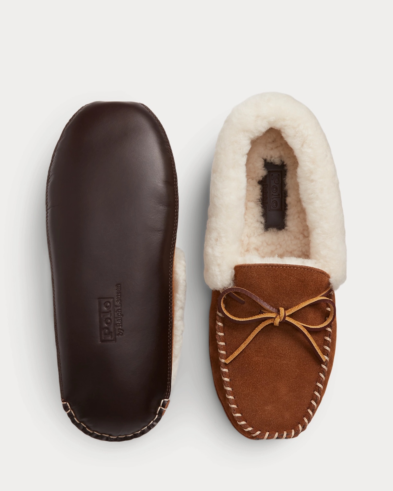 حذاء Moccasin منزلي من Ralph Lauren - المصدر : Ralph Lauren