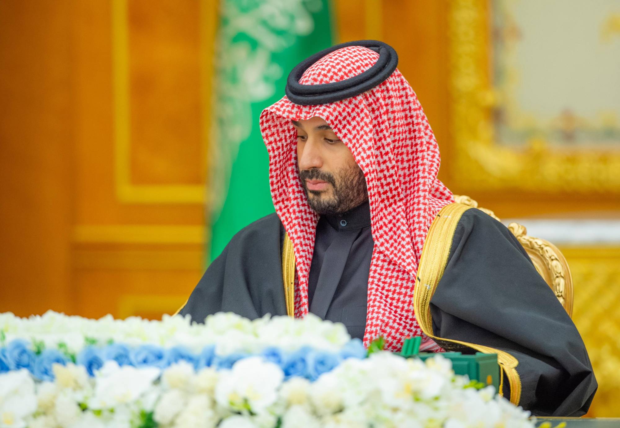 الأمير محمد بن سلمان ولي العهد رئيس مجلس الوزراء السعودي لدى ترؤسه الجلسة التي عقدها المجلس في الرياض (واس)