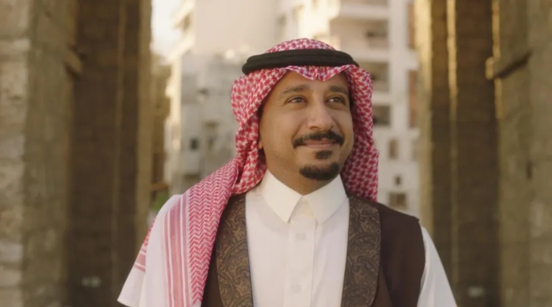 محمد المشعل- الصورة من المركز الإعلامي للفنان (نشرتها سيدتي)