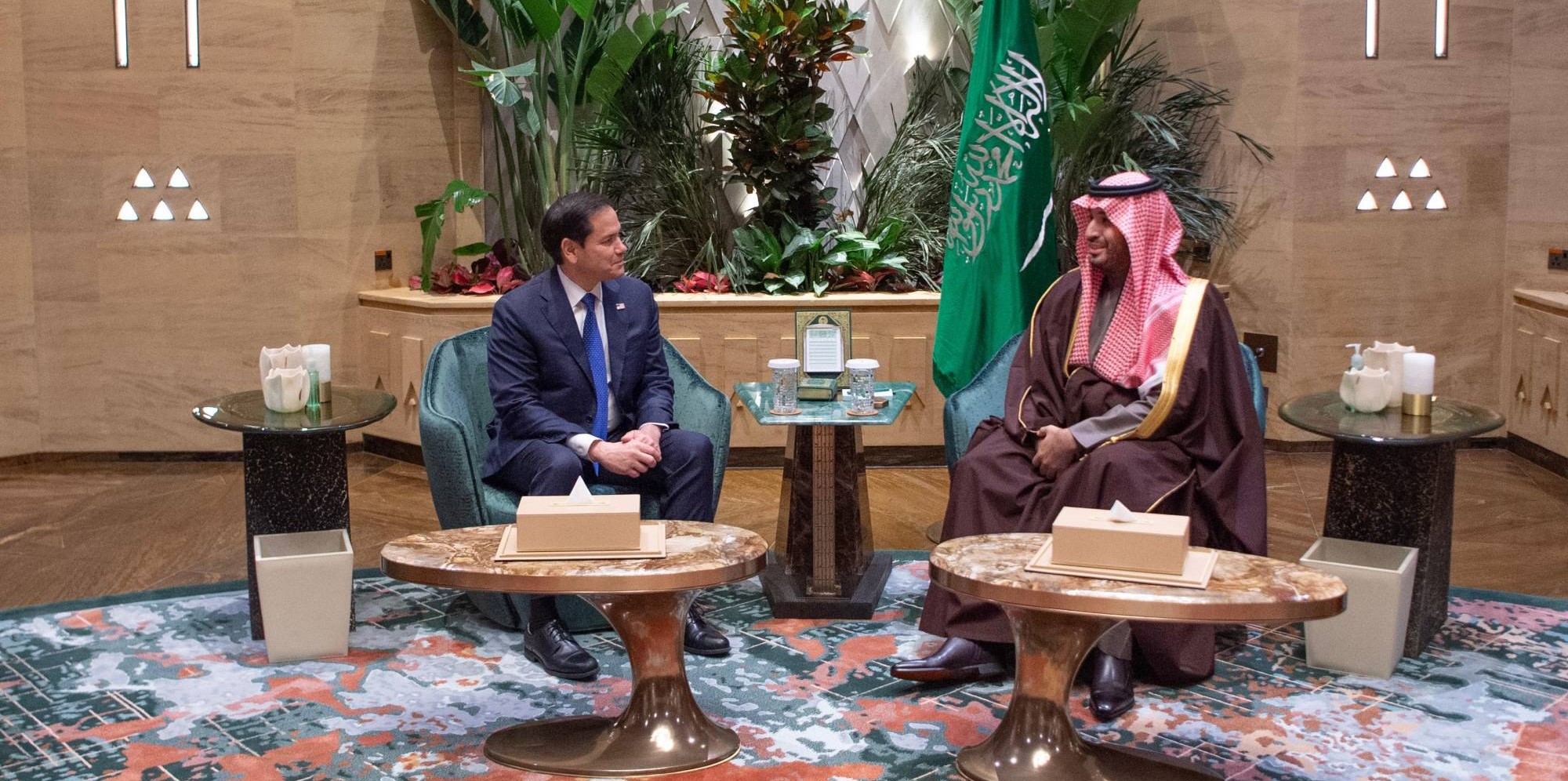 ولي العهد السعودي لدى استقباله وزير الخارجية الأميركي الاثنين في الرياض (واس)