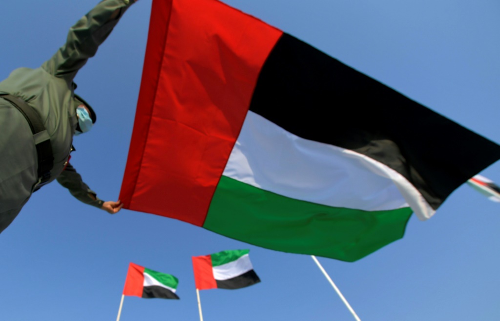 أوضح رئيس الإمارات أن حجم التجارة غير النفطية بين البلدين وصل إلى 14.1 مليار دولار خلال عام 2024 بزيادة تصل إلى 21.2 بالمئة مقارنة في عام 2023 (أ ف ب)