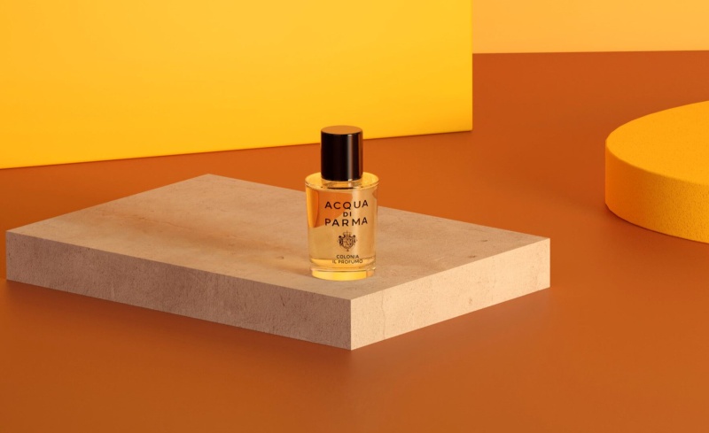 5 عطور للرجل في شهر رمضان.. نفحات شرقية مليئة بالسحر والبهجة (الرجل)