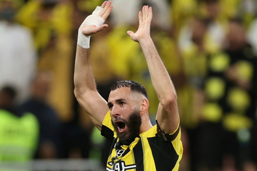 أخفق الاتحاد بتحقيق فوزه الخامس تواليا في الدوري السعودي (أ ف ب)   