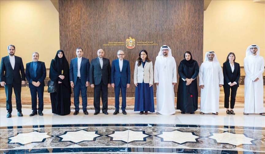 الإمارات وإيران تعقدان الجولة الأولى للمشاورات السياسية (الأناضول)