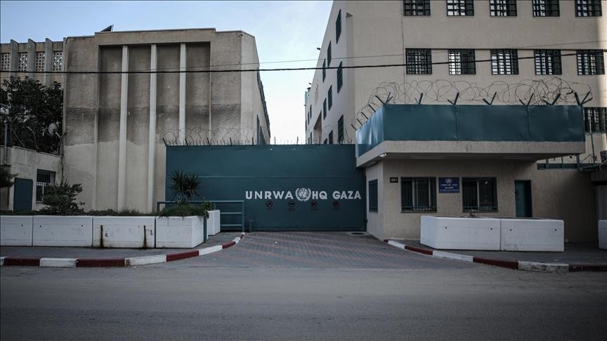 أونروا: 260 ألف طفل فلسطيني بغزة التحقوا بالتعلم عن بعد منذ يناير (الأناضول)