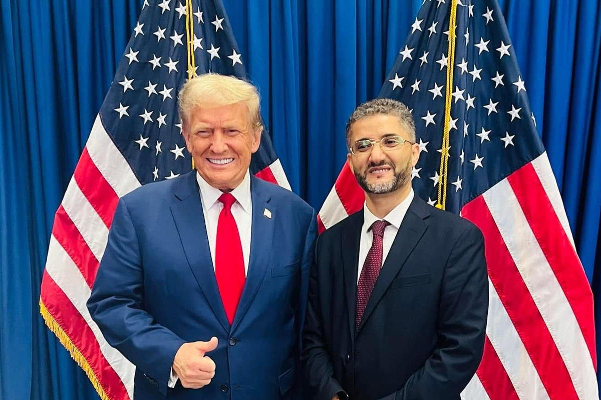 الرئيس ترامب مع الدكتور أمير غالب عمدة هامترامك (من صفحة أمير غالب)