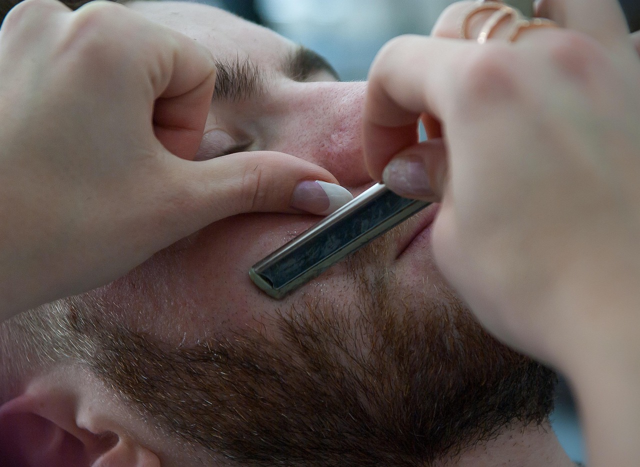 وداعا للشمع والشفرات.. طريقة جديدة لإزالة الشعر غير المرغوب فيه! (بيكسابي)