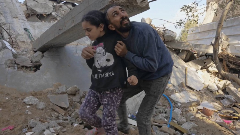 نوافذ على حياة المدنيين الغزيين ونضالهم اليومي