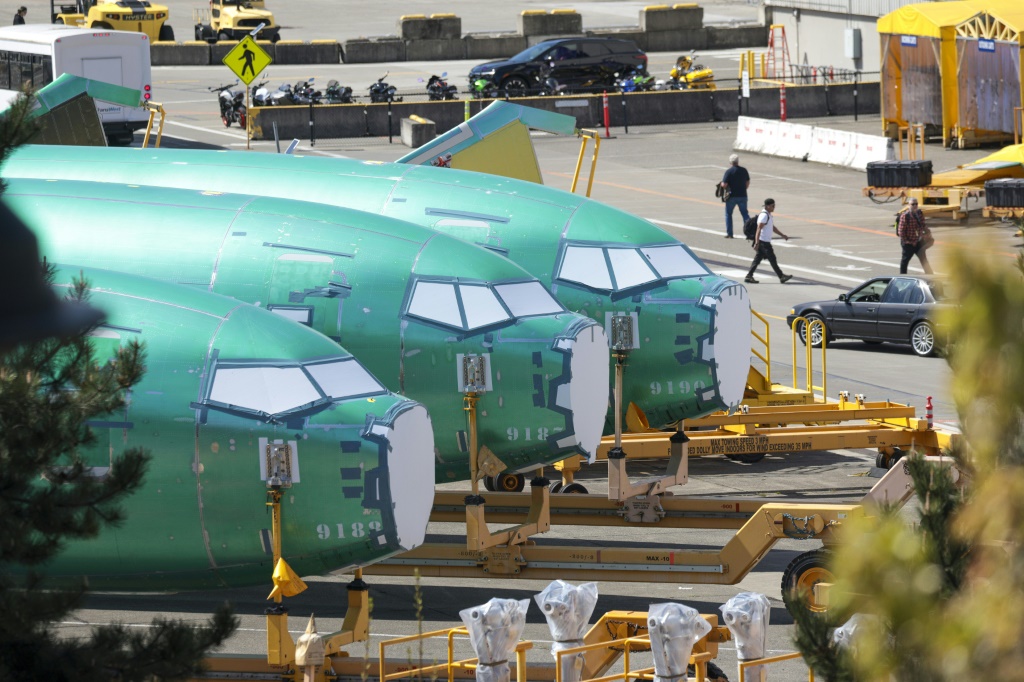    هياكل لطائرات بوينغ 737 في مصنع رينتون في 15 نيسان/أبريل 2025 في واشنطن (أ ف ب)   