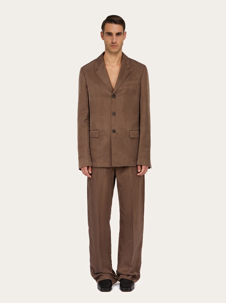 سترة رسمية واسعة منفيرّاجامو Ferragamo - المصدر : Ferragamo