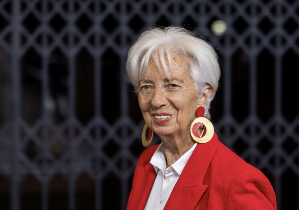    رئيسة البنك المركزي الأوروبي كريستين لاغارد في وارسو في 11 نيسان/أبريل 2025 (ا ف ب)   