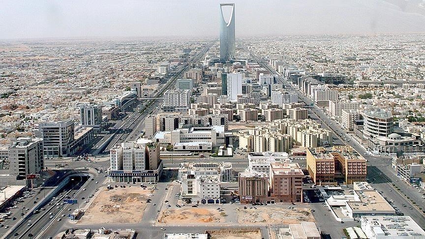 السعودية تطالب بوقف حرب السودان وترفض اعتداءات إسرائيل على سوريا (الأناضول)