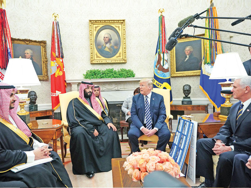 الرئيس ترامب والأمير محمد بن سلمان في لقاء سابق (أ ف ب)