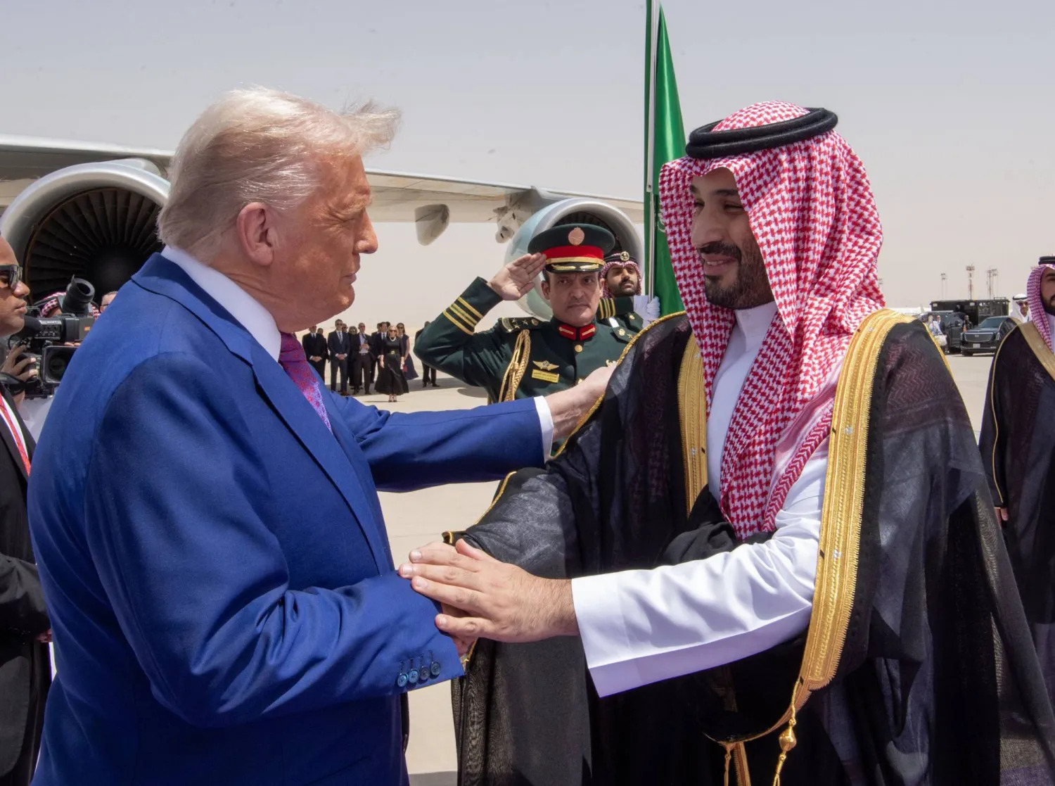  الأمير محمد بن سلمان بن عبد العزيز ولي العهد رئيس مجلس الوزراء السعودي، يستقبل الثلاثاء، الرئيس الأميركي دونالد ترمب (واس)