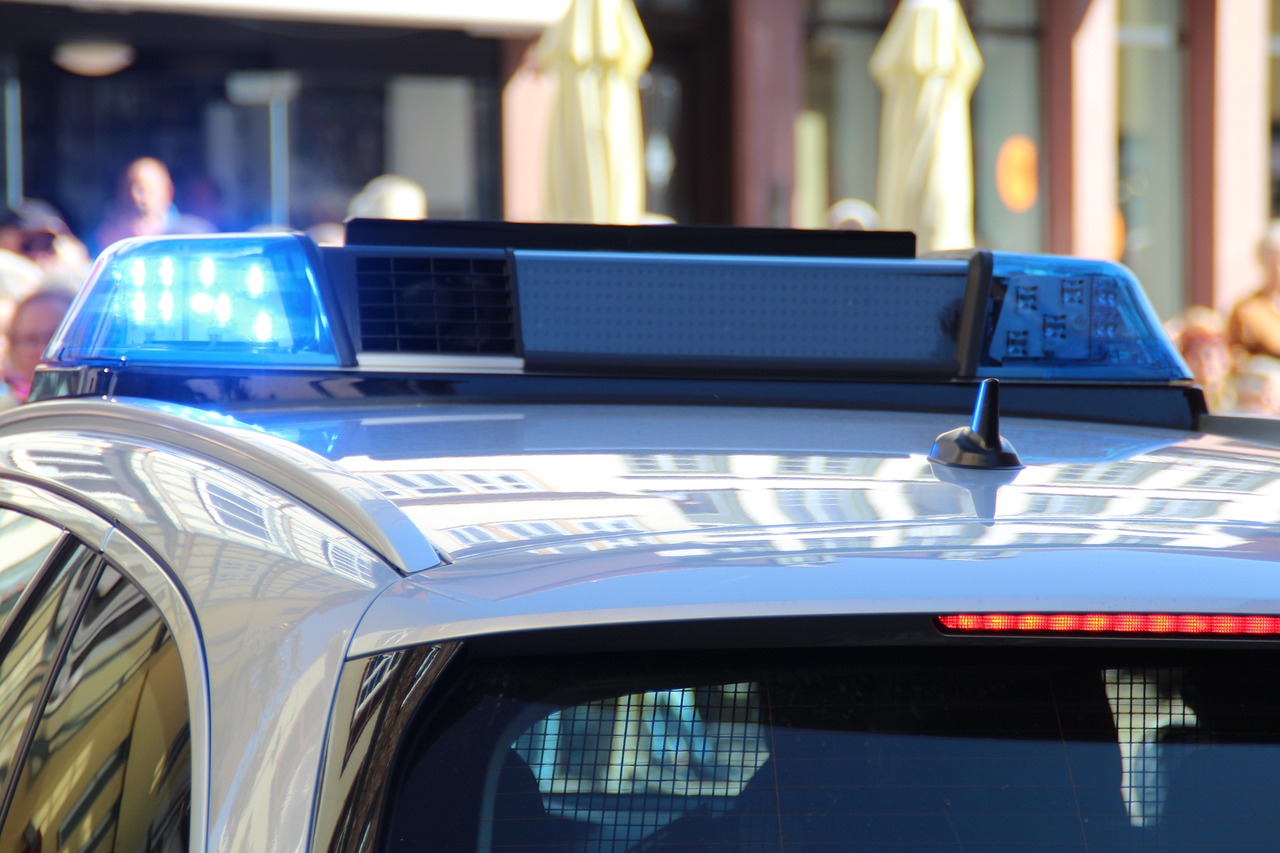 وحش بشري يفتك ببراءة 40 طفلا في الجزائر... القضية تصل للبرلمان والشارع يطالب بالعدالة (بيكسابي)