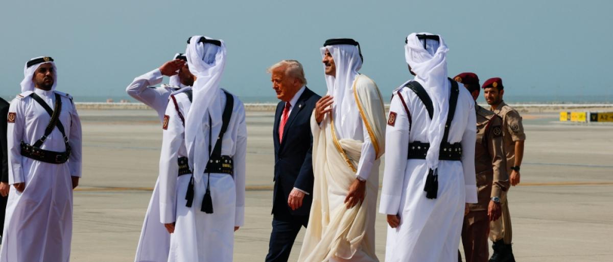 أمير قطر يستقبل الرئيس الأميركي دونالد ترامب (قنا)