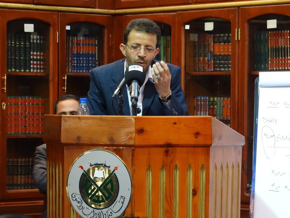 الشاعر اليمني الراحل ياسين محمد البكالي