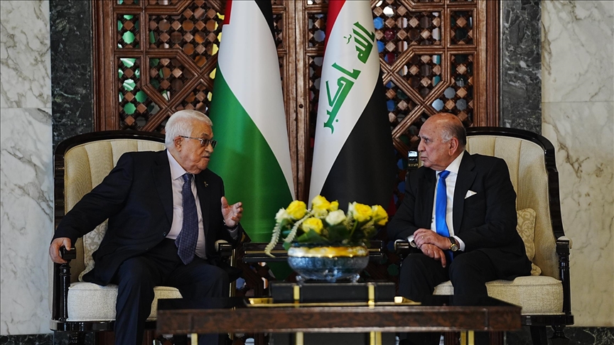 الرئيس الفلسطيني: غزة جزء لا يتجزأ من دولة فلسطين ووقف الإبادة أولوية (الأناضول)
