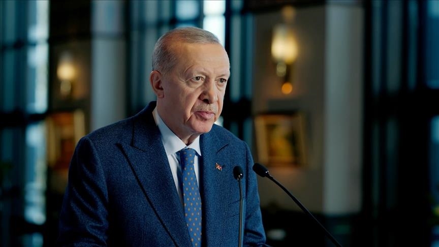 أردوغان: سنواصل الدفاع عن حقوق إخوتنا تتار القرم (الأناضول)