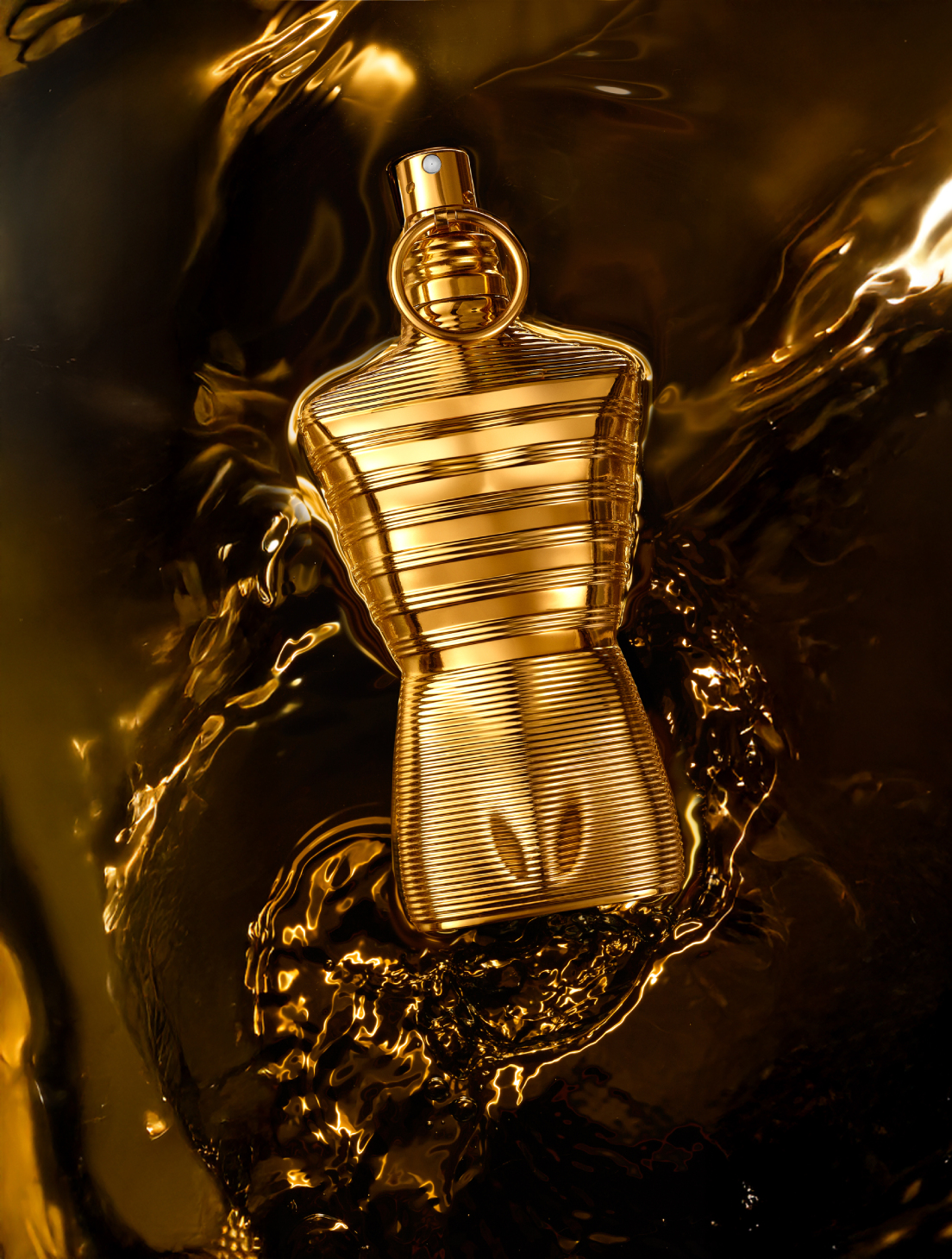 كشفت علامة “Jean Paul Gaultier” الفاخرة مؤخرًا عن أحدث عطورها،  Le Male Elixir" "Absolu الجديد للرجال - المصدر: Jean Paul Gaultier