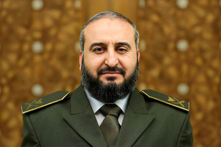 صورة وزعتها وكالة الأنباء السورية الرسمية "سانا" في كانون الثاني/يناير 2025 لوزير الدفاع في الحكومة الانتقالية مرهف أبو قصرة (أ ف ب)