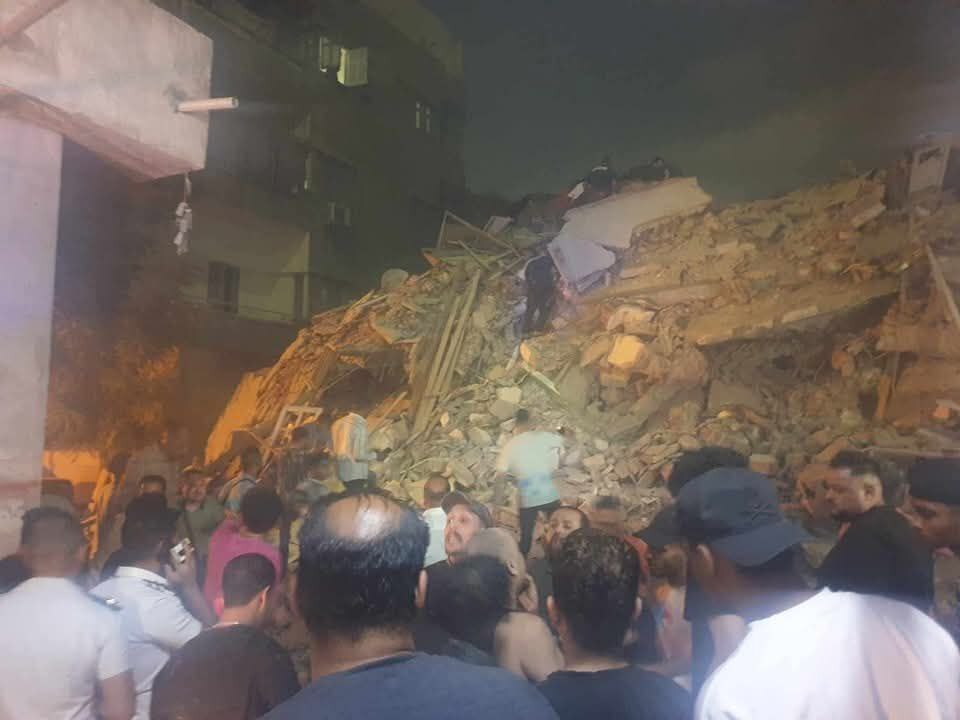 انهيار منزل الفنان نور الشريف في السيدة زينب.. وابنته تعلق! (وسائل إعلام مصرية)