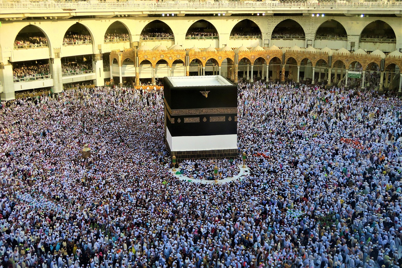 موسم العمرة الجديد: السعودية تفتح التأشيرات عبر نسك (بيكسابي)