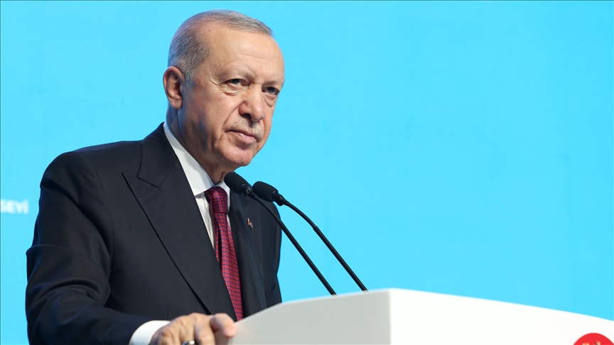 أردوغان: نتنياهو بأطماعه الصهيونية يجر العالم إلى كارثة مثل هتلر (الأناضول)
