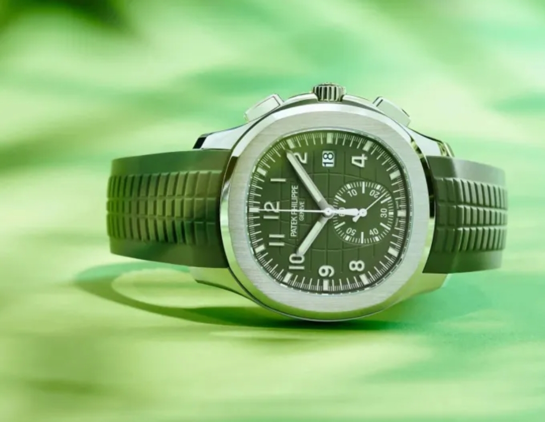 زلاتان إبراهيموفيتش يخطف الأنظار بساعة Patek Philippe نادرة (الرجل)
