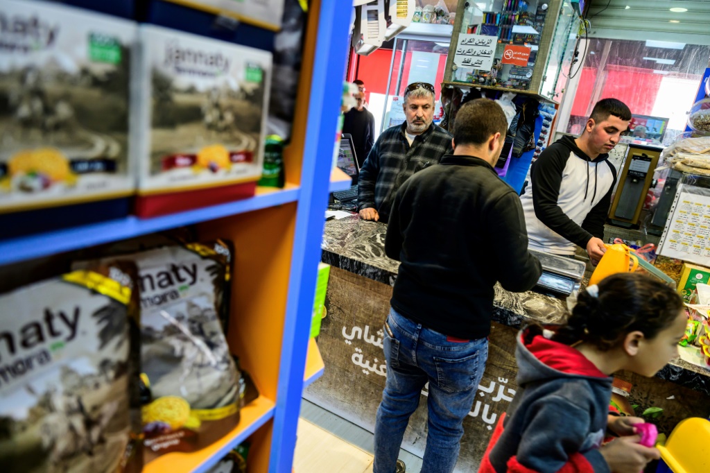 شكلت الصادرات إلى إسرائيل 90 بالمئة من الإجمالي خلال أبريل 2025، وارتفعت بنسبة 28 بالمئة مقارنة مع أبريل 2024 (ا ف ب)