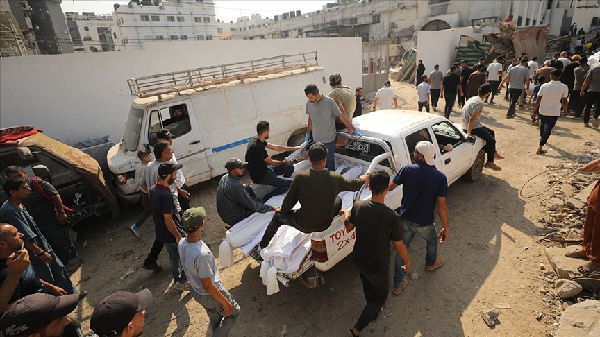 إسرائيل تقتل 31 فلسطينيا بغزة بينهم باحثون عن طعام (الأناضول)
