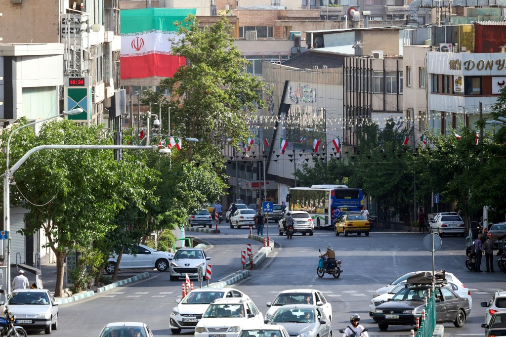 لقطة من شوارع طهران في 23 حزيران/يونيو 2025 (أ ف ب)