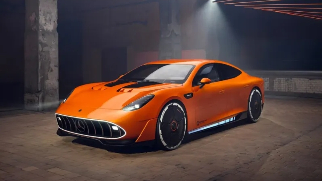 Mercedes-AMG تطلق قوتها غير المسبوقة في GT XX  (الرجل)