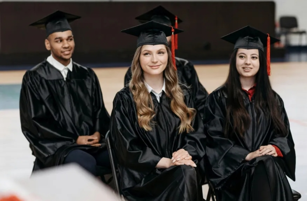 أجمل عبارات مبروك النجاح لكل طالب وطالبة (سيدتي)