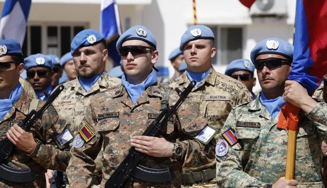 لبنان... اشتباكات بين مدنيين وجنود (اليونيفيل) في وادي جيلو (سبوتنيك)