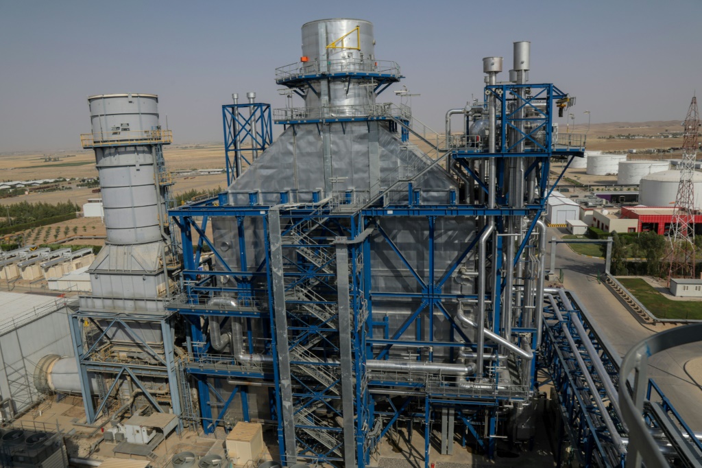 محطة كهرباء خورمالا جنوب أربيل عاصمة إقليم كردستان العراق في 15 حزيران/يونيو 2025 (أ ف ب)