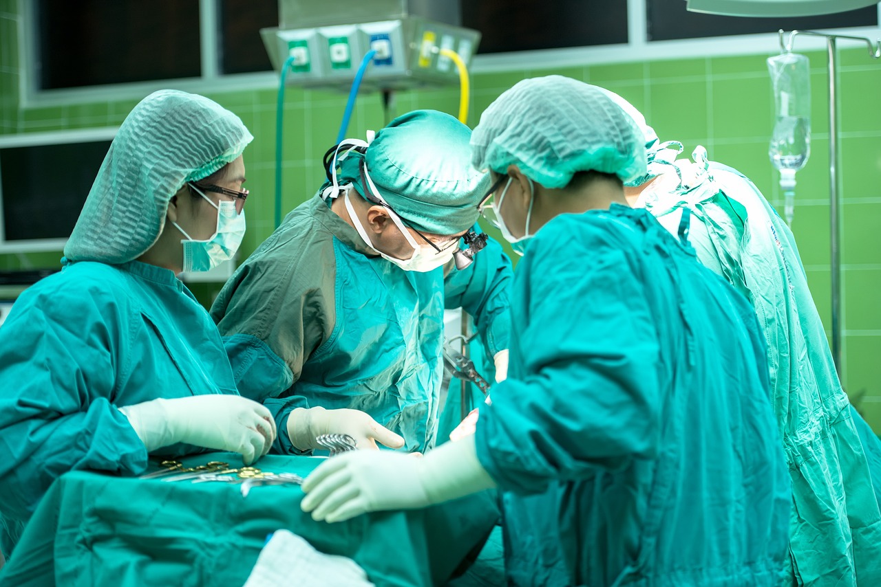 إنجاز طبي يشعل الجدل.. ولادة 8 أطفال أصحاء يحملون حمضا نوويا من ثلاثة آباء! (بيكسابي)